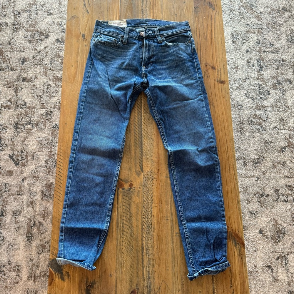 hollister medium wash denim super skinny jeans